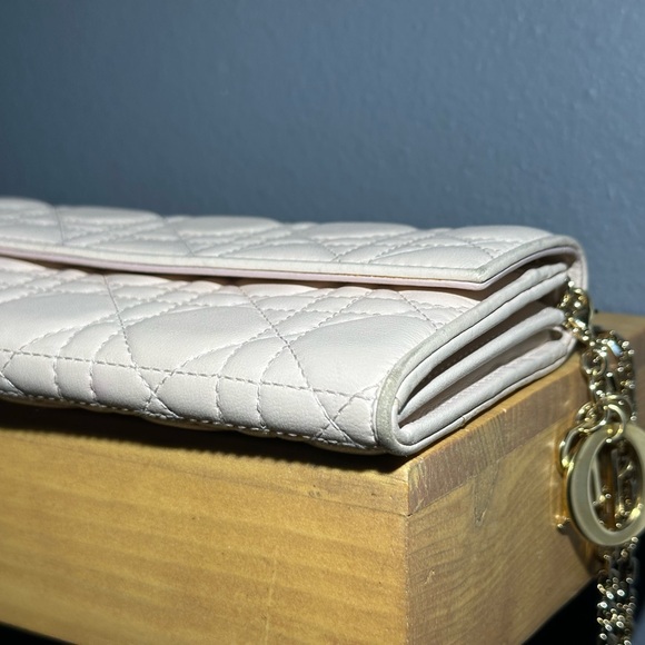 Lady Dior Lambskin Wallet on a chain with Dior Charm Powder Pink - Picture 15 of 16
